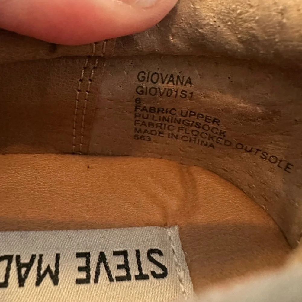 Steve Madden Shoes - Picture 7 of 7